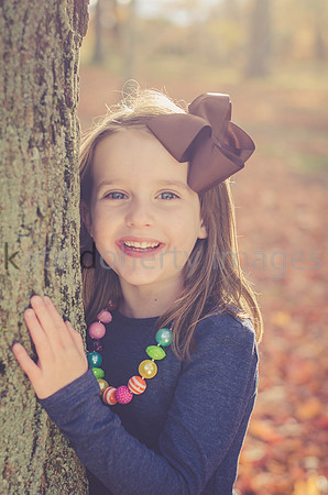 Outdoor on-location girl at park portrait